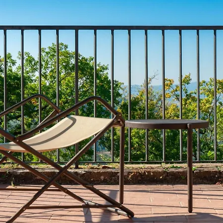 House In The Woods, Pool And Relax In Umbria Gospodarstwo wiejskie